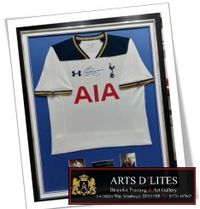 https://artsdlites.co.uk/memorabilia-framing-service/